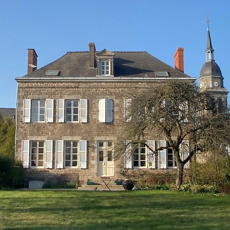 Maison D'Hotes La Doucelle Culture Et Bien-Etre Lignieres-Orgeres Luaran gambar