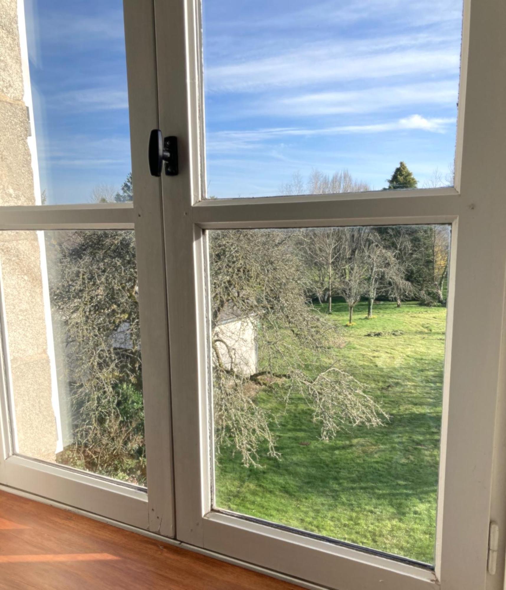 Maison D'Hotes La Doucelle Culture Et Bien-Etre Lignieres-Orgeres Bilik gambar